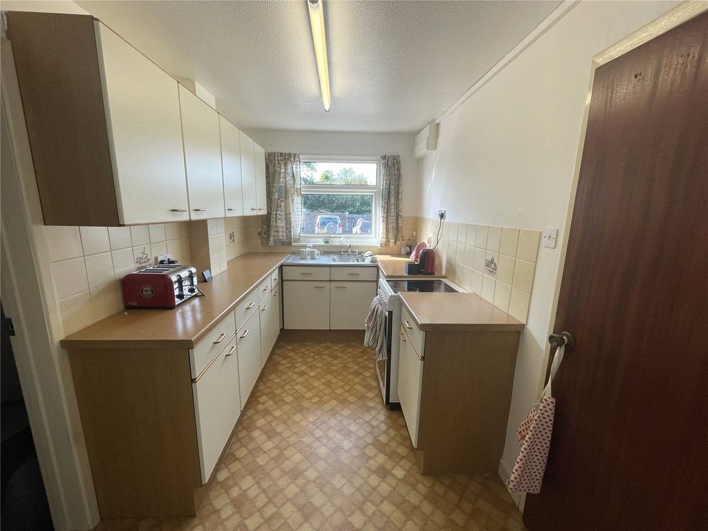 Property photo 2 of 9 Picture No. 07