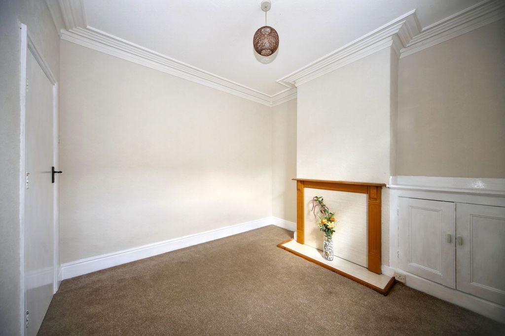 Property photo 3 of 21