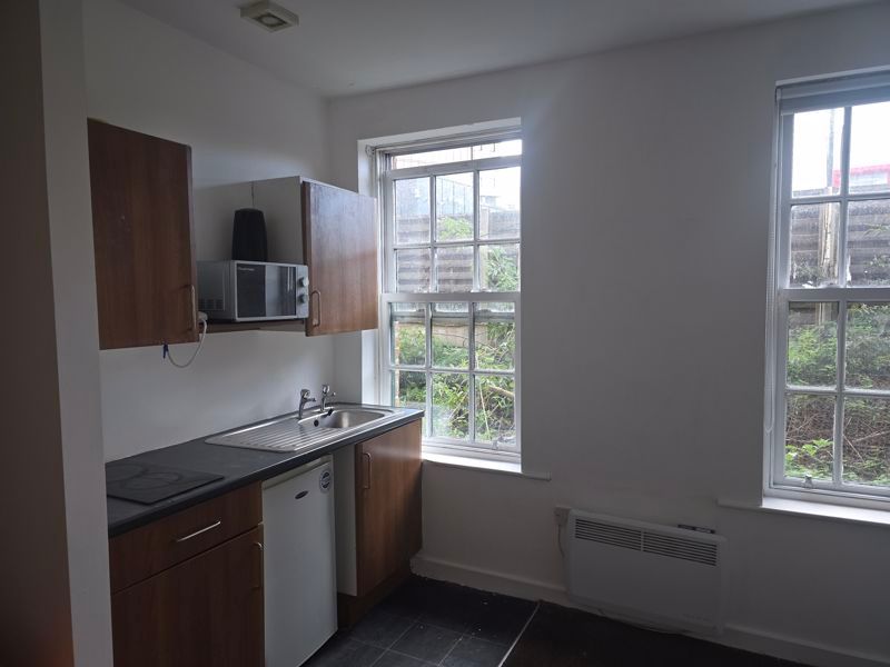 Property photo 3 of 8 Photo 3