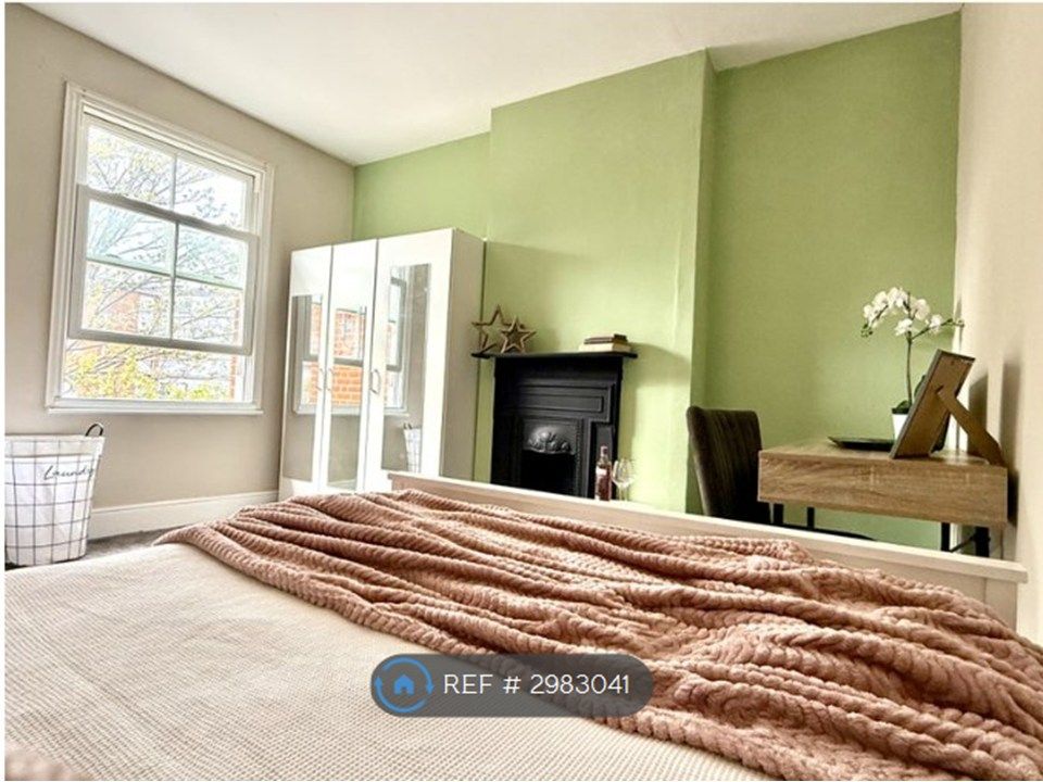 Property photo 2 of 11