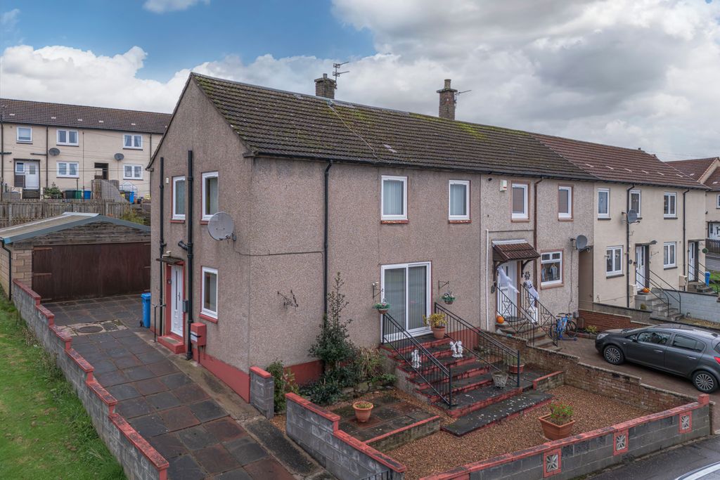 Property photo 2 of 30