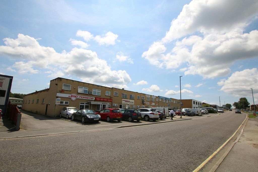 Property photo 3 of 7 Img_1271.Jpg