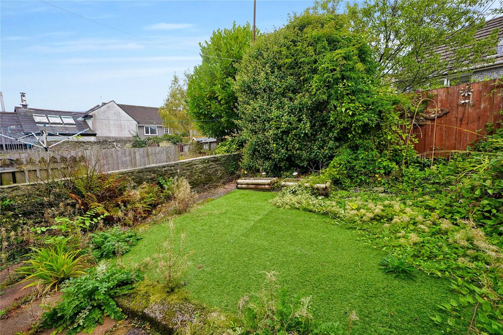 Property photo 2 of 12 Picture No. 06