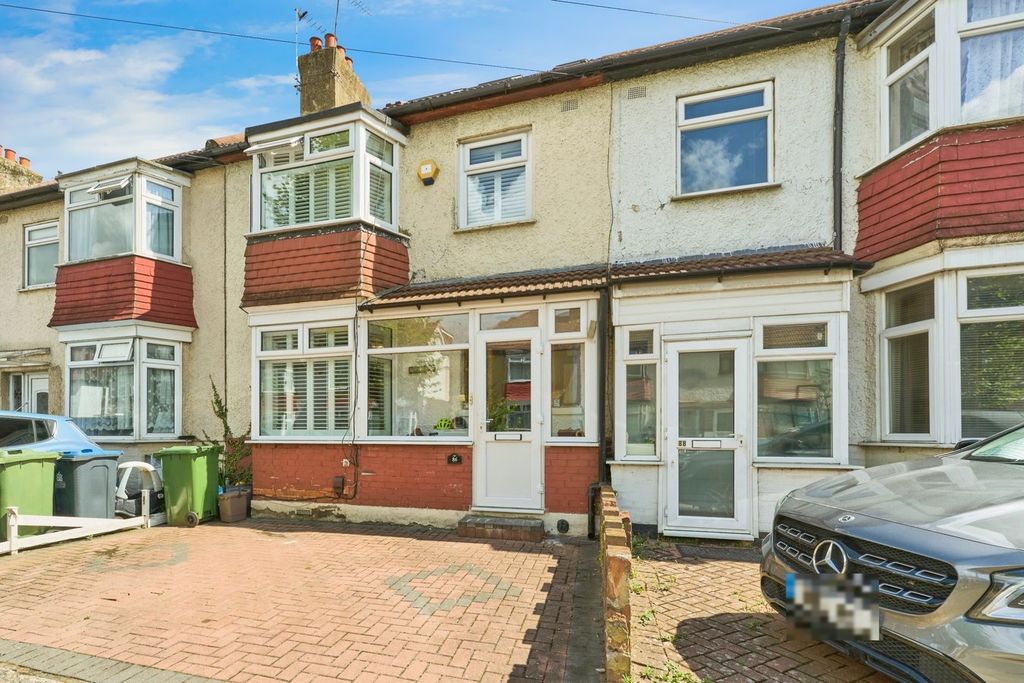 Property photo 1 of 16