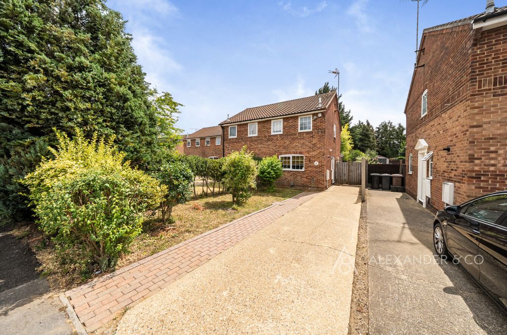 Property photo 1 of 14 6611B614-5510-4A1...