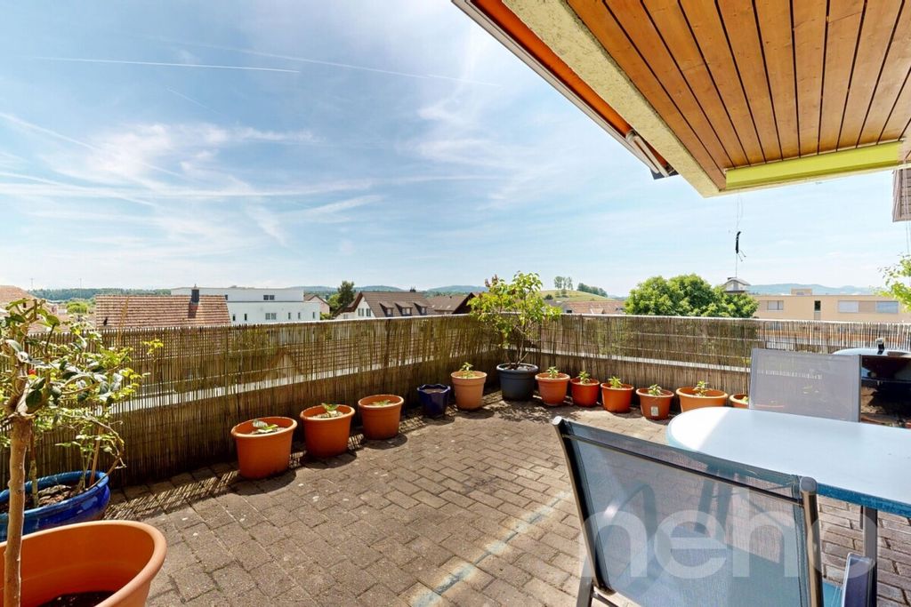 Property photo 1 of 3