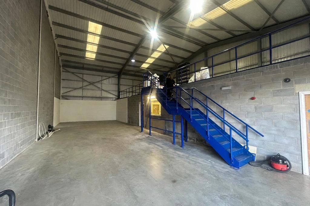 Property photo 2 of 8 Photo 6