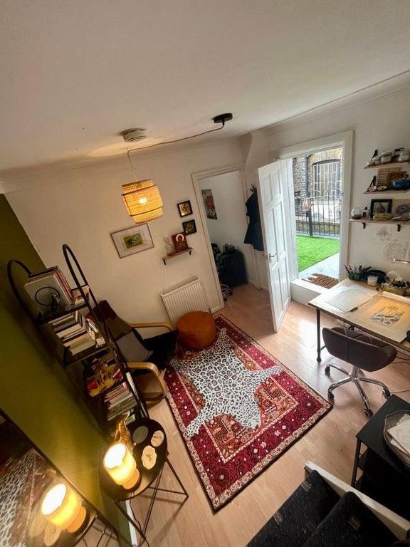 Property photo 1 of 7 Photo 1