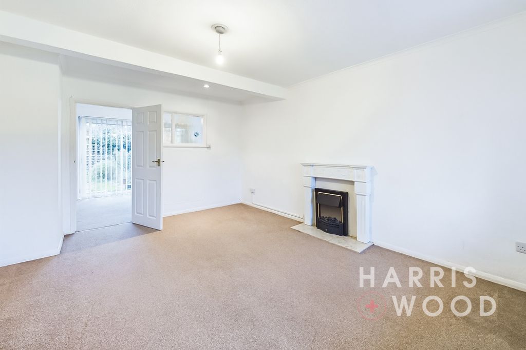 Property photo 3 of 18 4864464