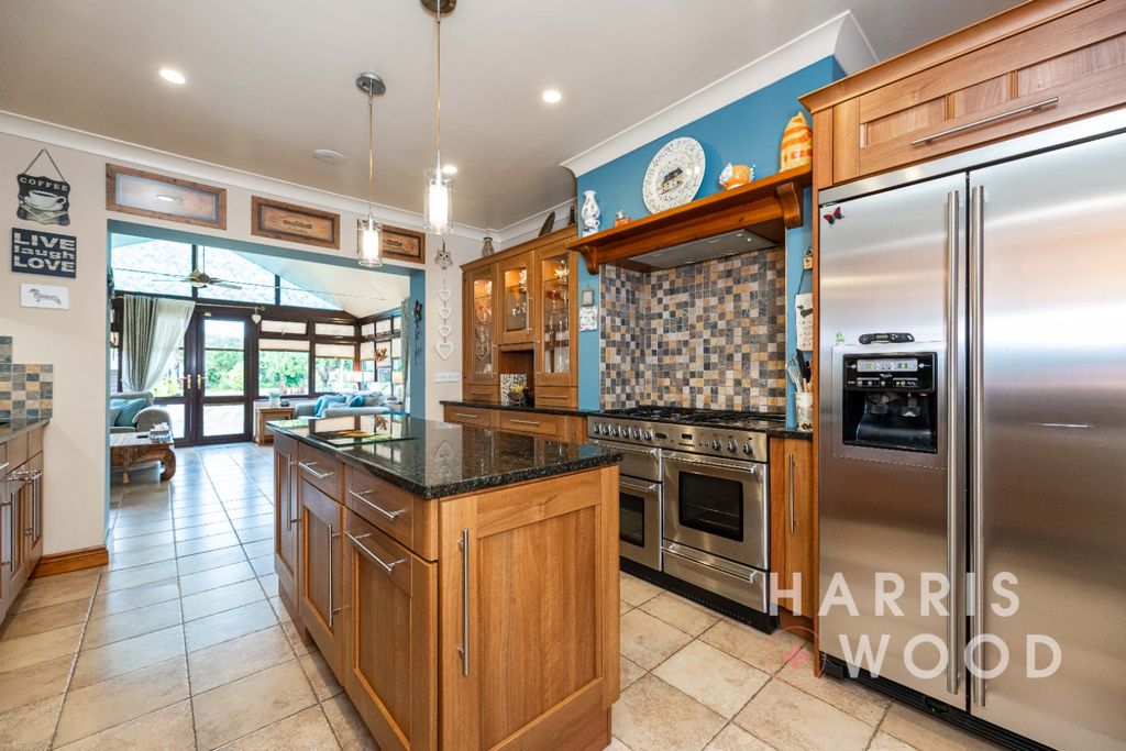 Property photo 2 of 42 4205785