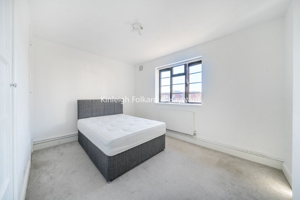 Property photo 3 of 15 Picture No. 05