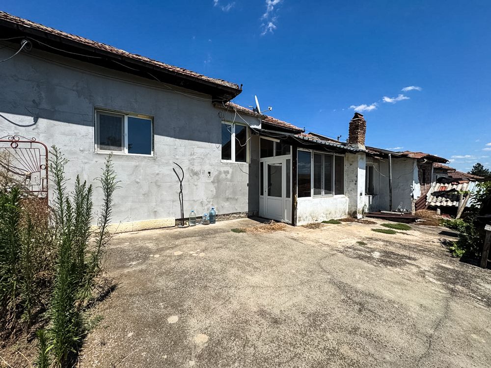 Property photo 1 of 15