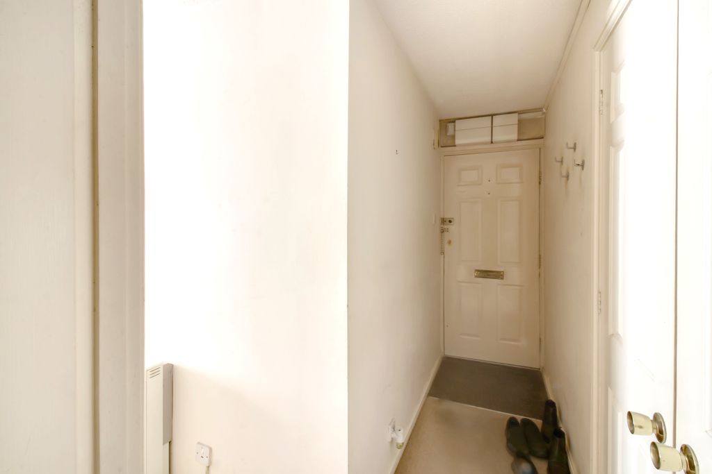 Property photo 3 of 15 Hallway
