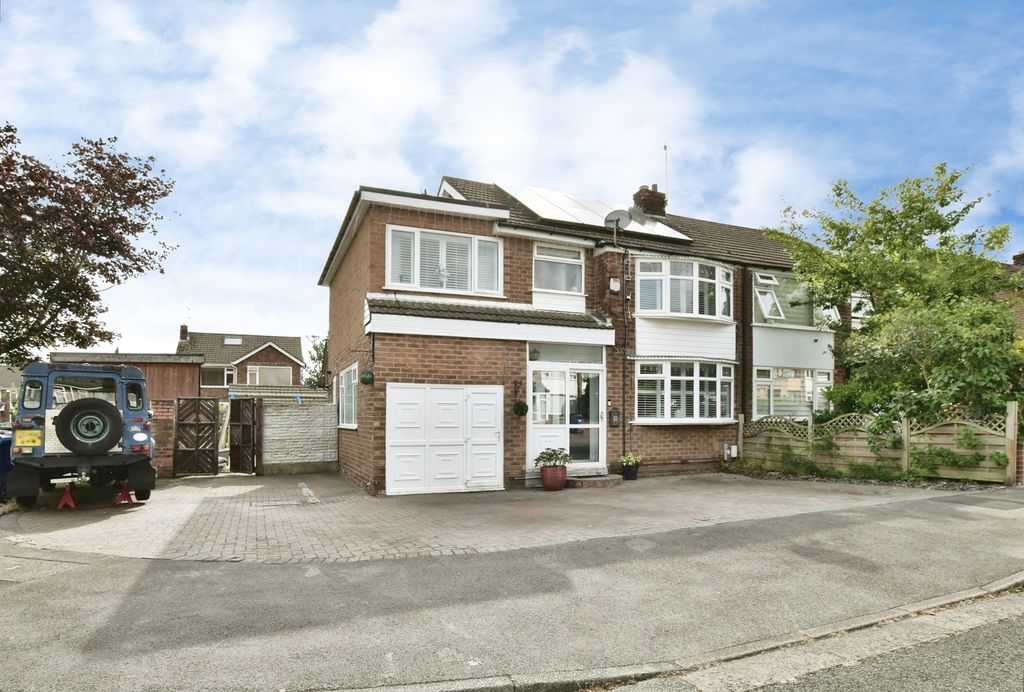 Property photo 1 of 16 Pbox-Img.Jpg