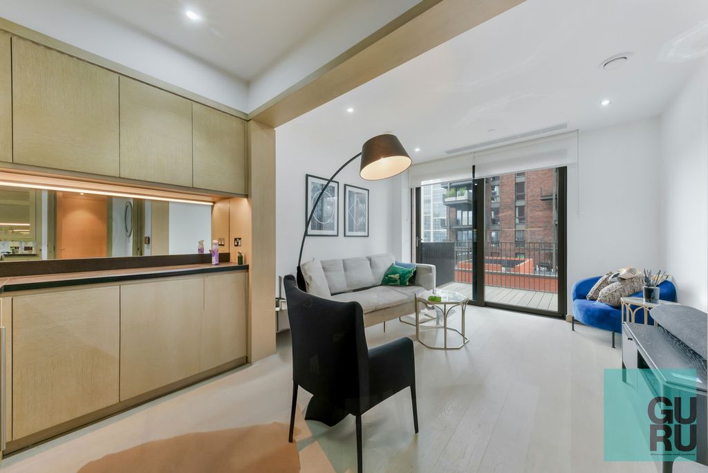 Property photo 3 of 25