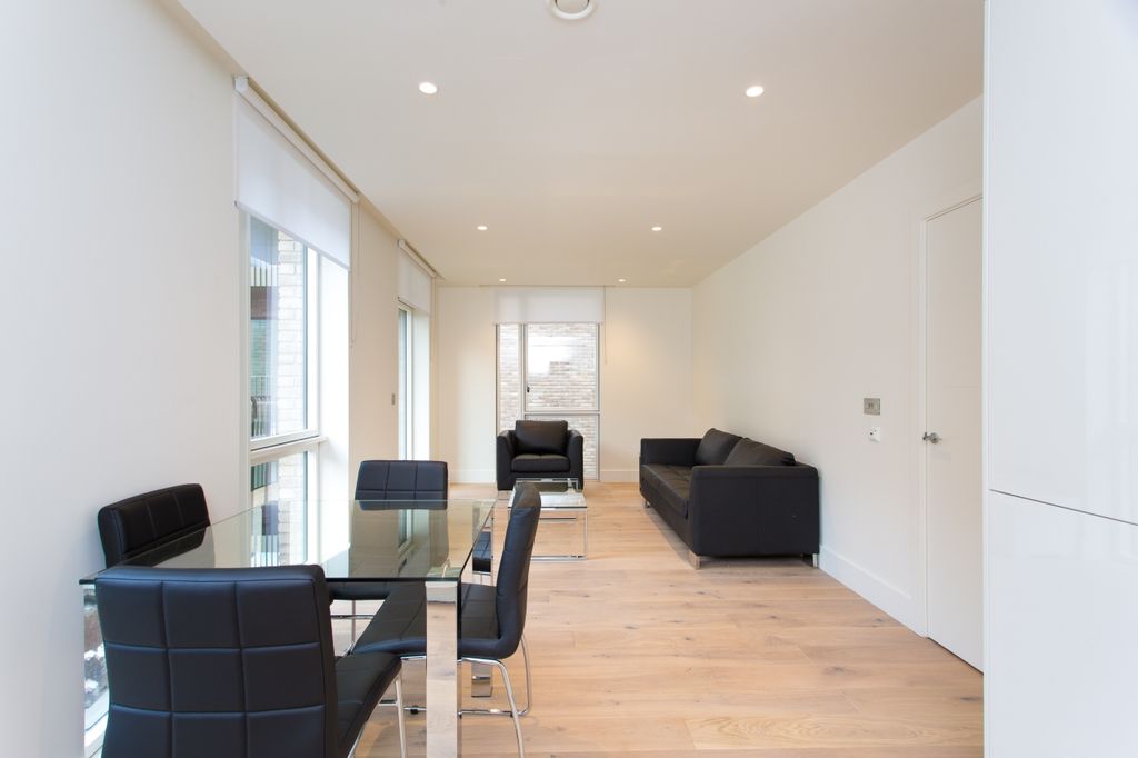 Property photo 2 of 8 Living Area