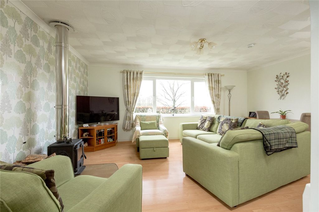 Property photo 2 of 30 Picture No. 04