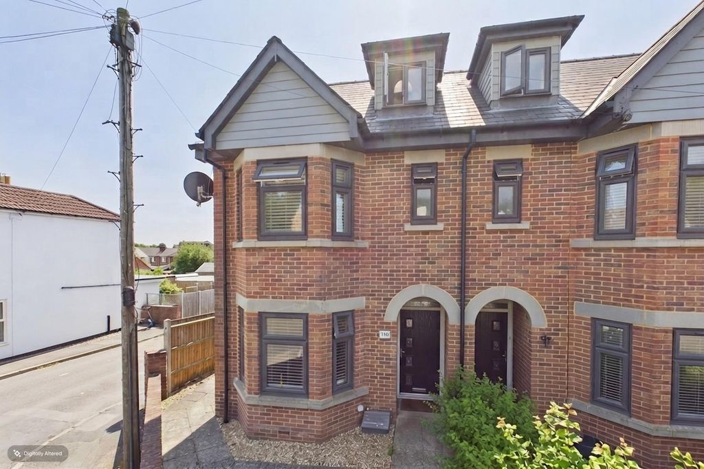 Property photo 1 of 17 Cam05152G0-Pr0482-Still052-001.Jpg