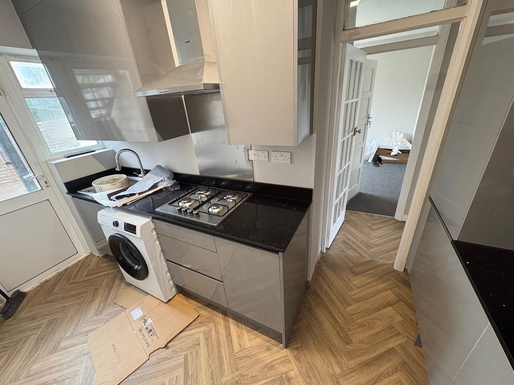 Property photo 2 of 6 Img_7727