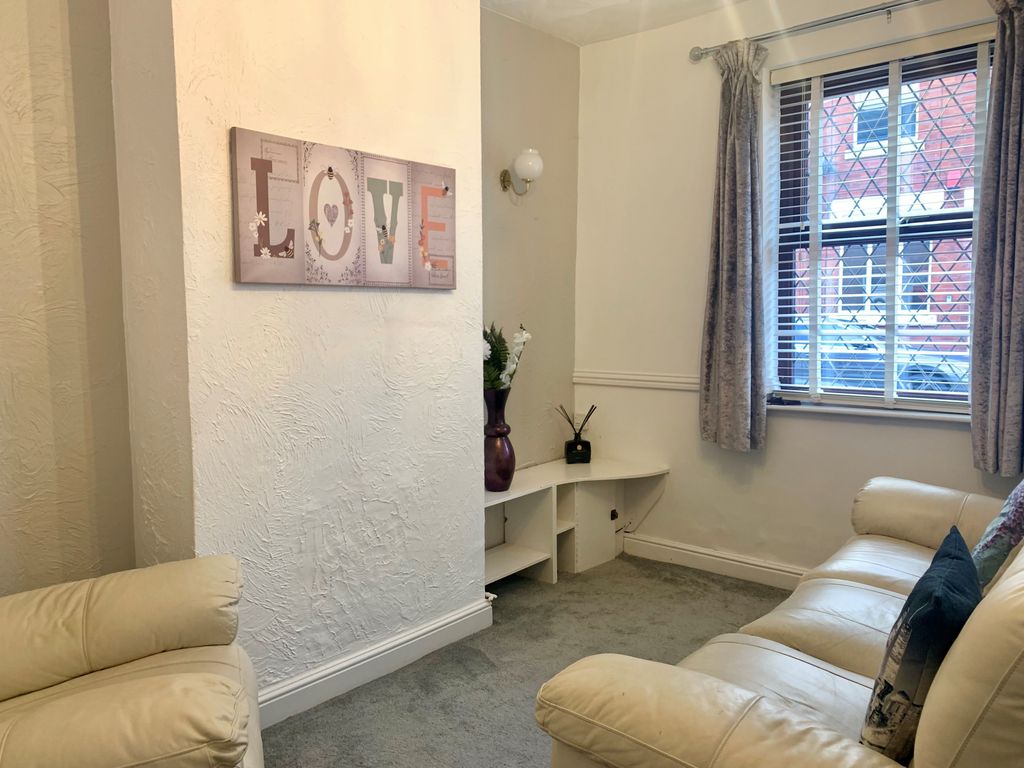 Property photo 2 of 8 Living Room