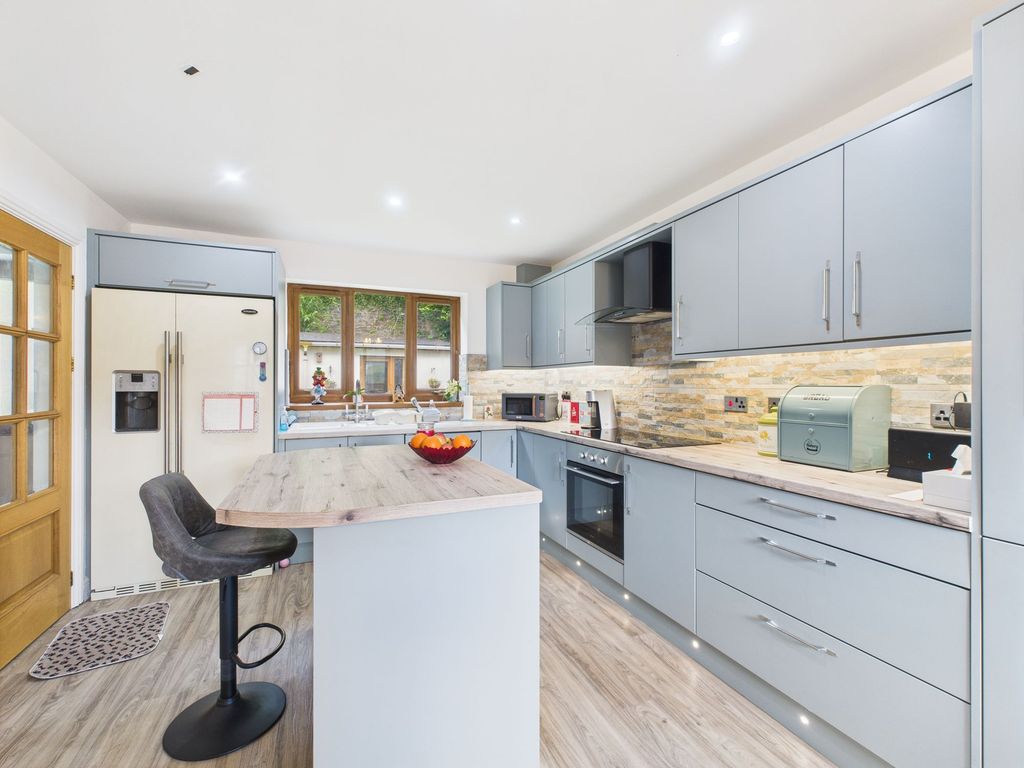 Property photo 2 of 56