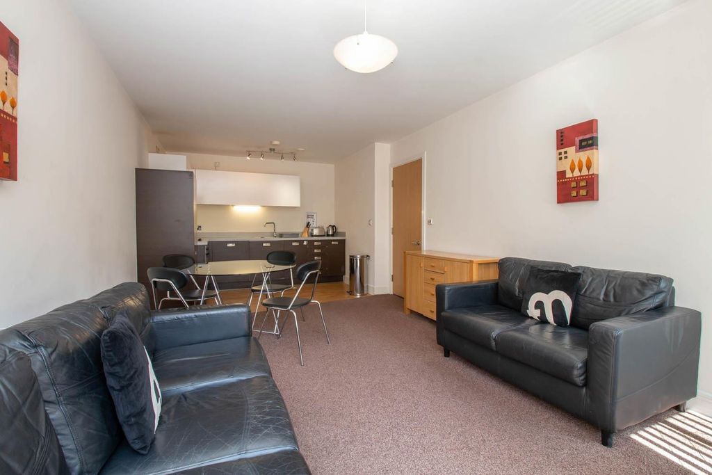 Property photo 2 of 10 Living Room