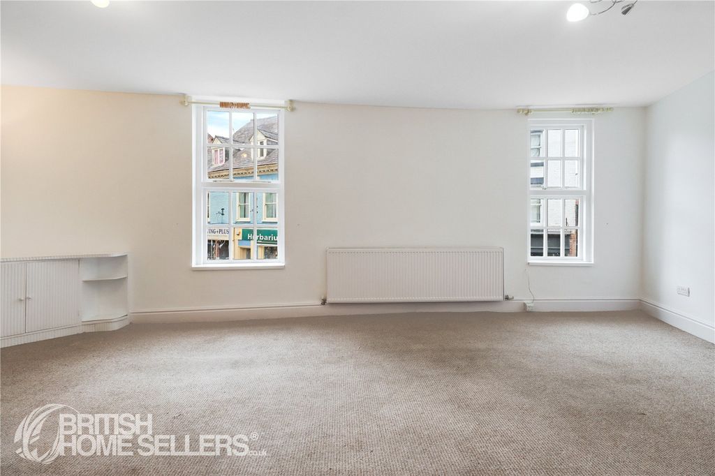 Property photo 3 of 14 Picture No. 05