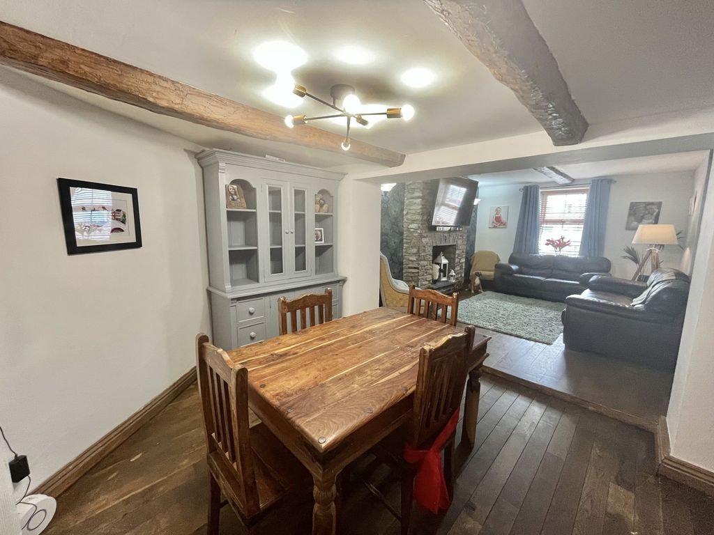 Property photo 3 of 17 Not Specified