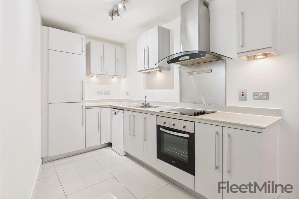 Property photo 2 of 15 Kitchen