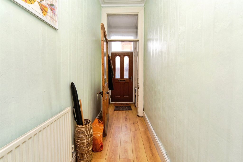 Property photo 2 of 21 Picture No. 03