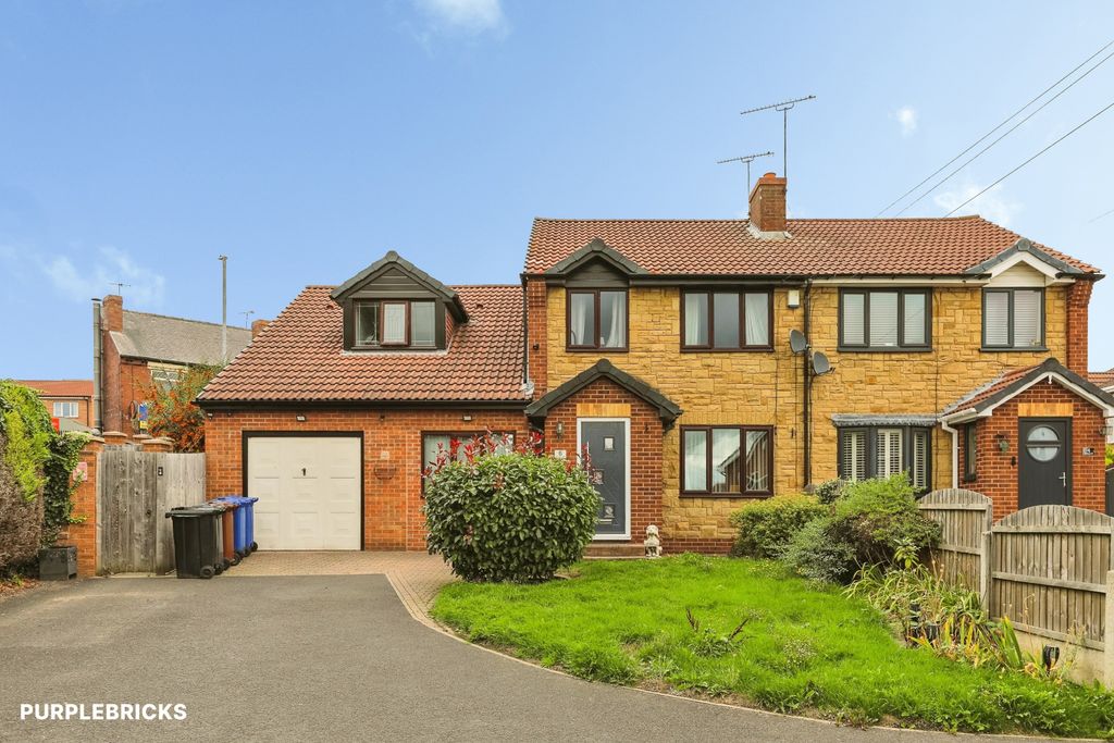 Property photo 1 of 23
