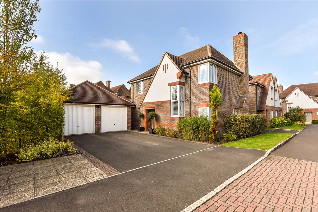 Property photo 1 of 24 Front