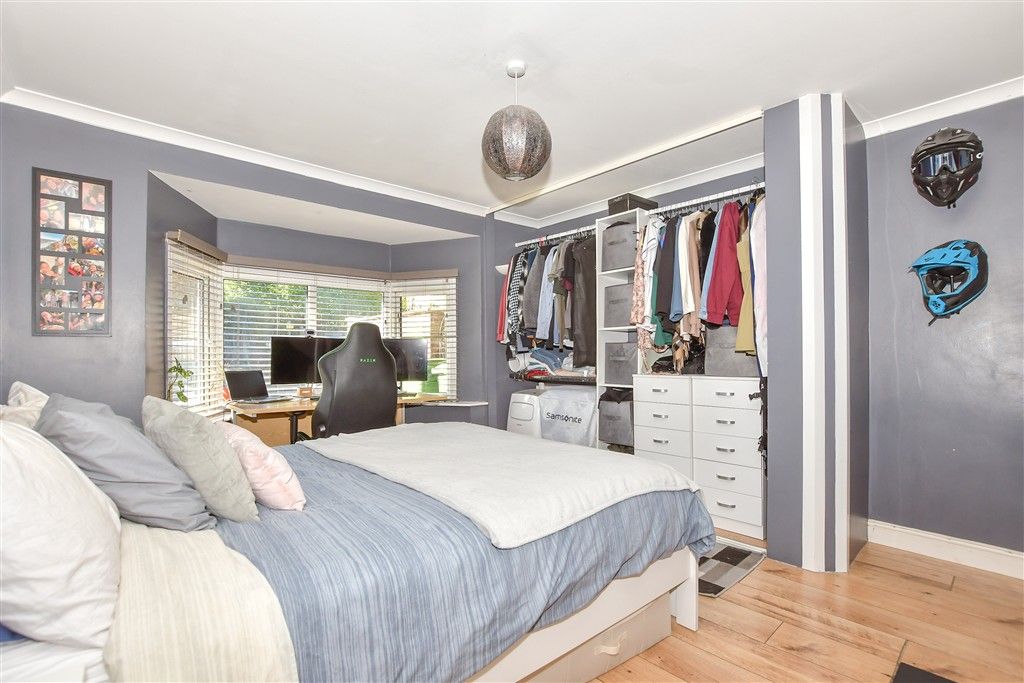 Property photo 3 of 7 Bedroom