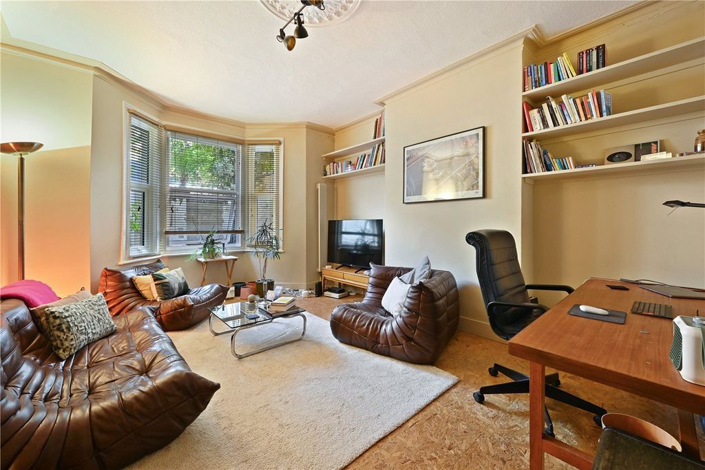 Property photo 1 of 14 Picture No. 11