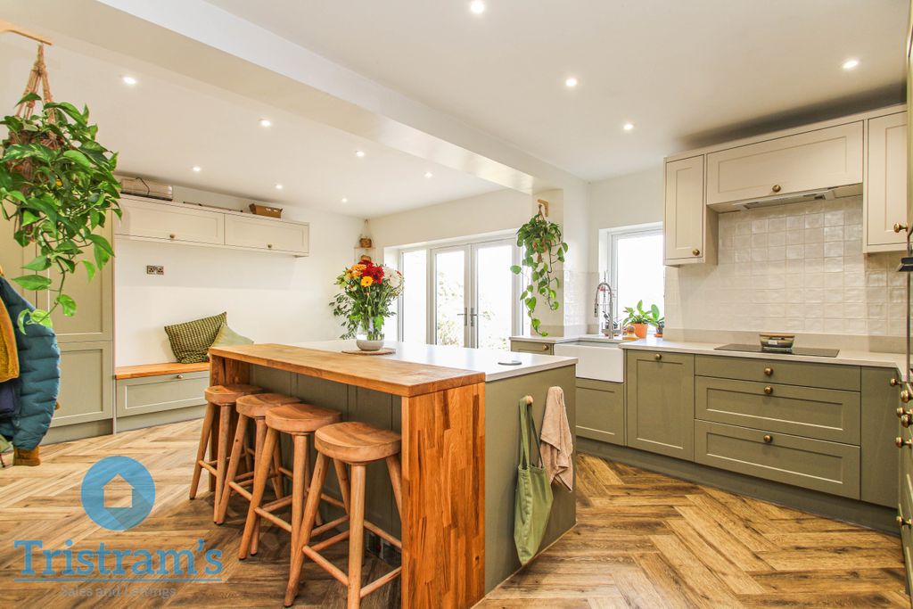 Property photo 3 of 30