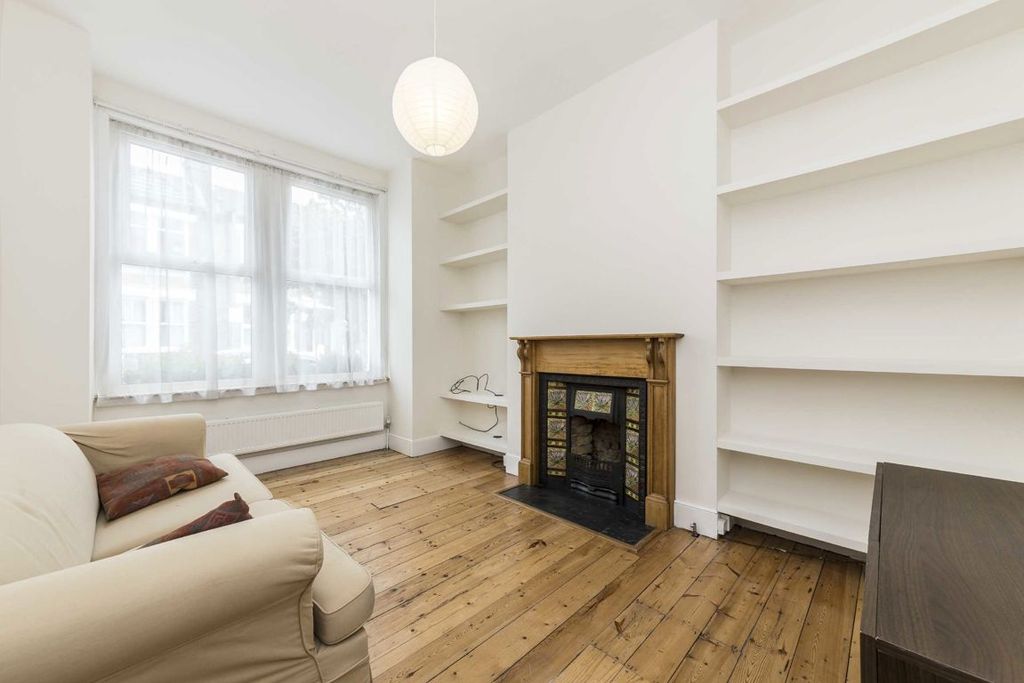Property photo 1 of 4