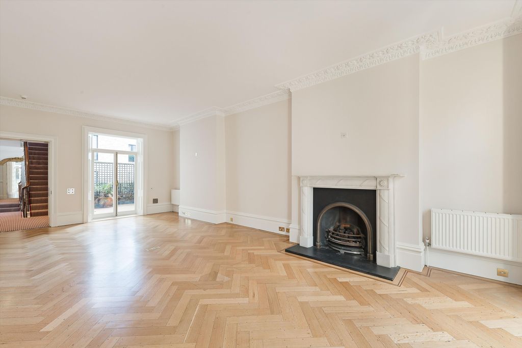 Property photo 2 of 10 Image