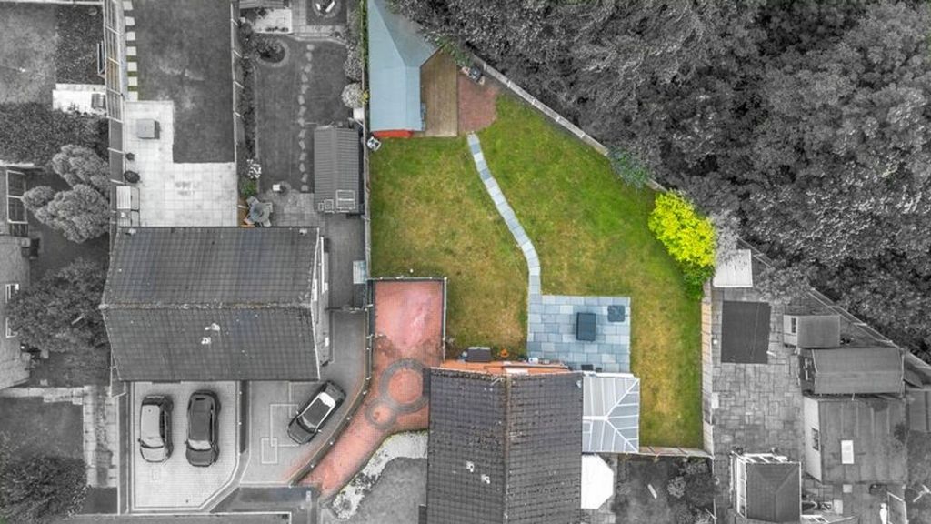 Property photo 2 of 23