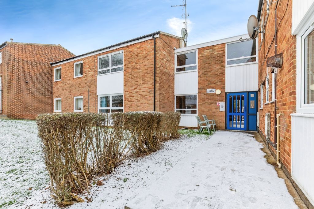 Property photo 2 of 16