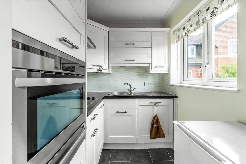 Property photo 2 of 10 Picture No. 05