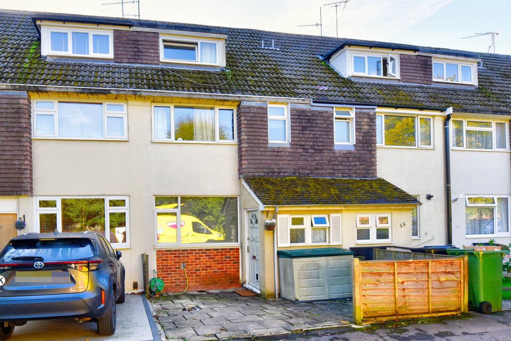 Property photo 3 of 12