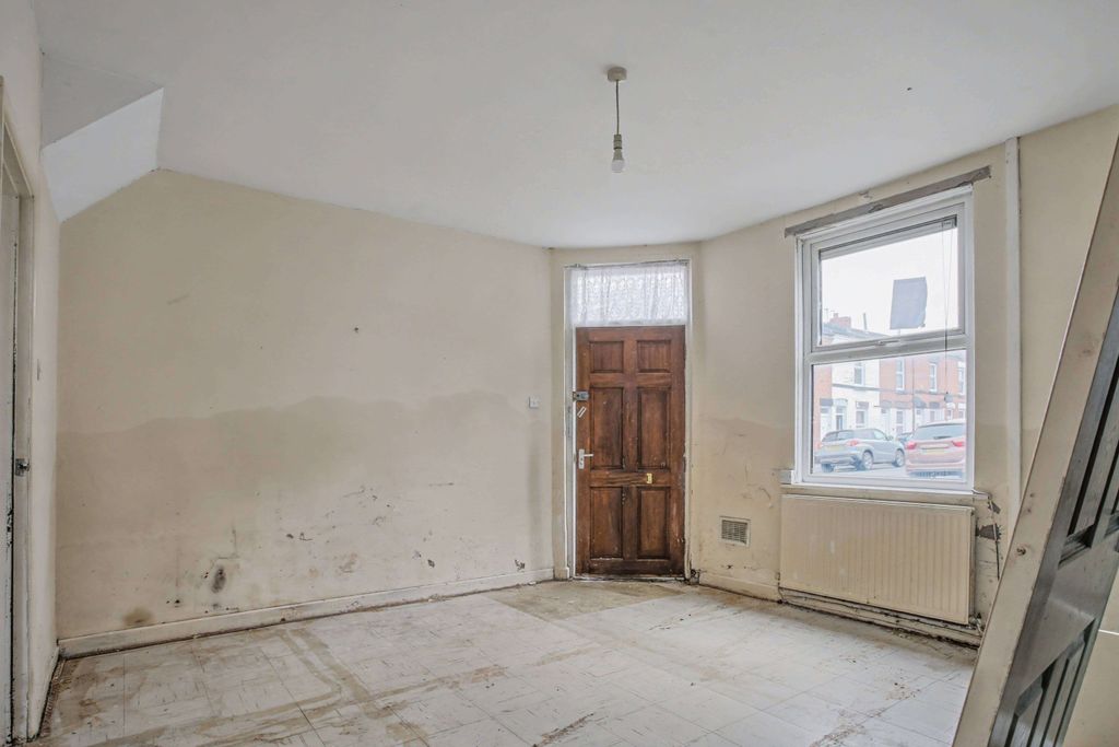 Property photo 3 of 23 32 Bruce Street, St.Helens, Wa10 2Ez