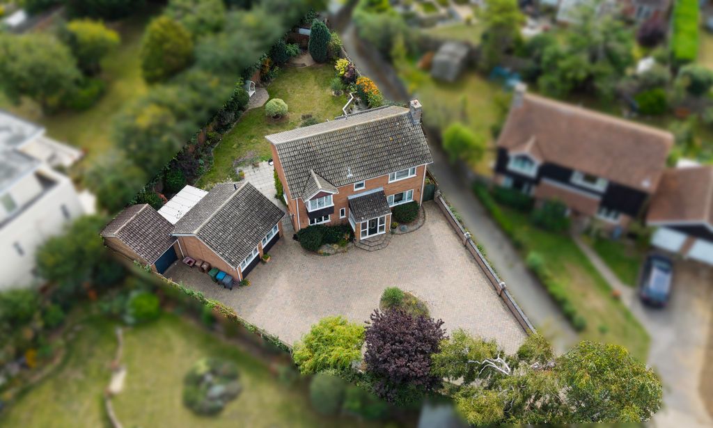 Property photo 2 of 25 Dji_20250910110856_0093_D-Edit