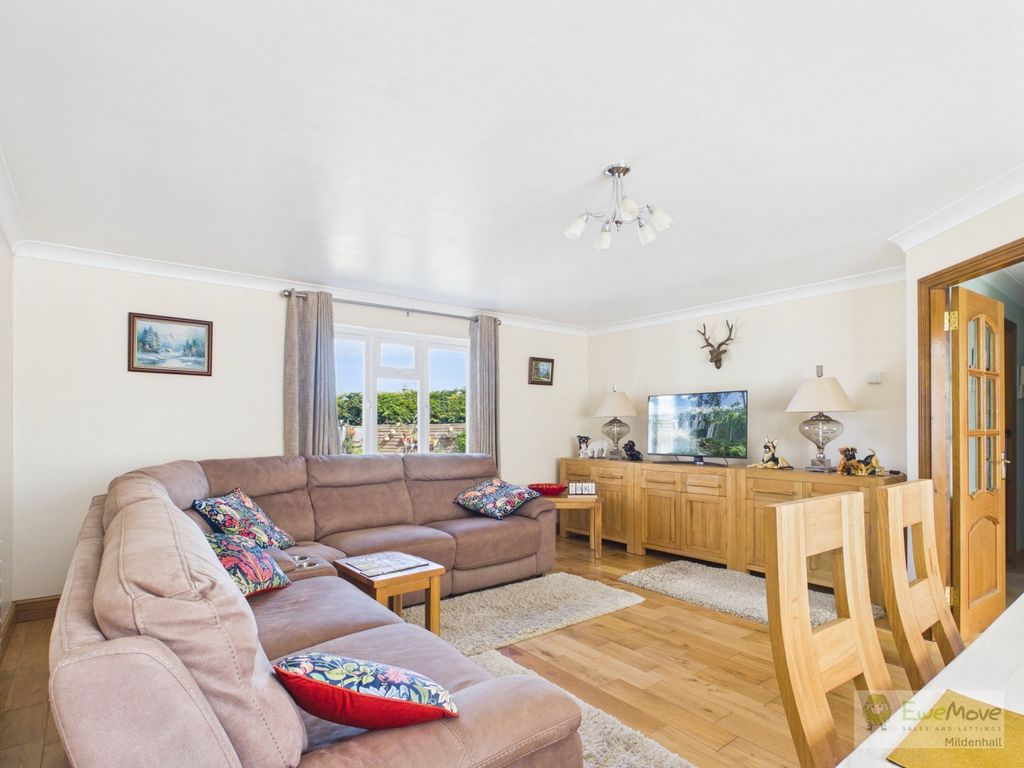 Property photo 2 of 16 Cam03603G0-Pr0068-Still005