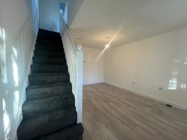 Property photo 2 of 11 Image