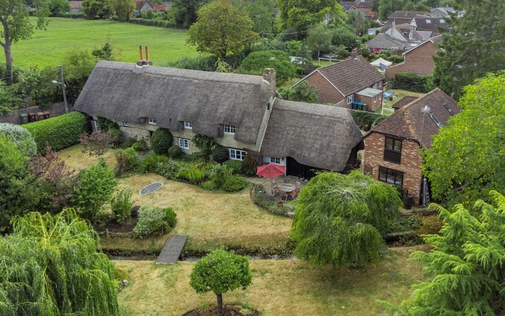 Property photo 1 of 10 External View