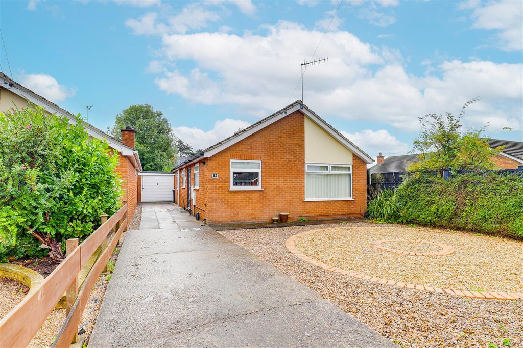 Property photo 1 of 23 10484.Jpg