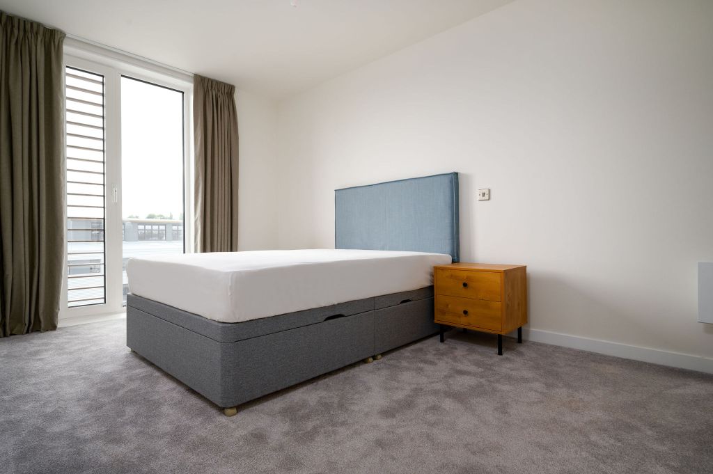 Property photo 2 of 26