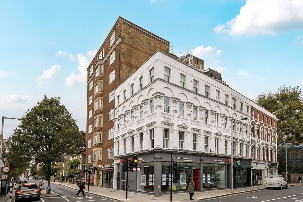 Property photo 1 of 21