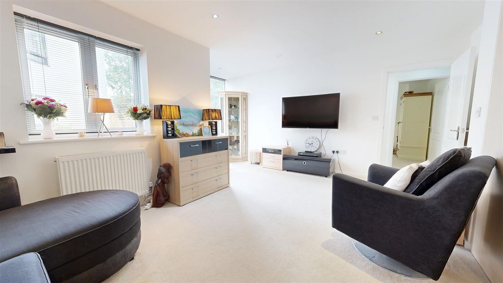 Property photo 3 of 15 08272025_145526.Jpg